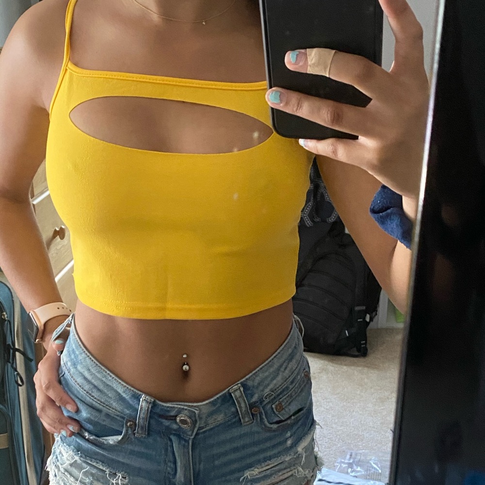 Vibrant, yellow  crop top